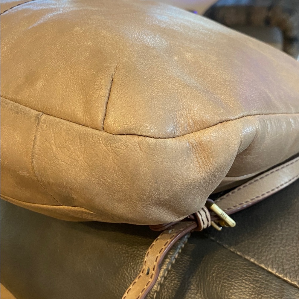 HOBO Merrin taupe Convertible Backpack - Picture 8 of 16